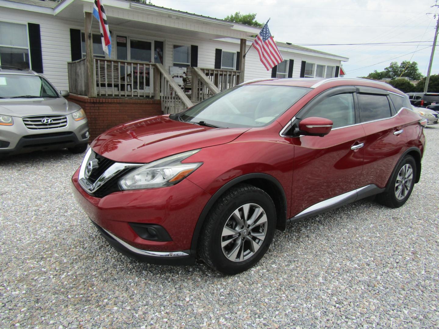 2015 Red /Tan Nissan Murano Platinum FWD (5N1AZ2MG7FN) with an 3.5L V6 DOHC 24V engine, Automatic transmission, located at 15016 S Hwy 231, Midland City, AL, 36350, (334) 983-3001, 31.306210, -85.495277 - Photo#2